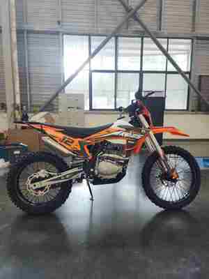 KEWS 175FMN PR300 4T Enduro/Motocross Motorcycle with PR300 Engine 271.3ML Piston Displacement and Electric Starter