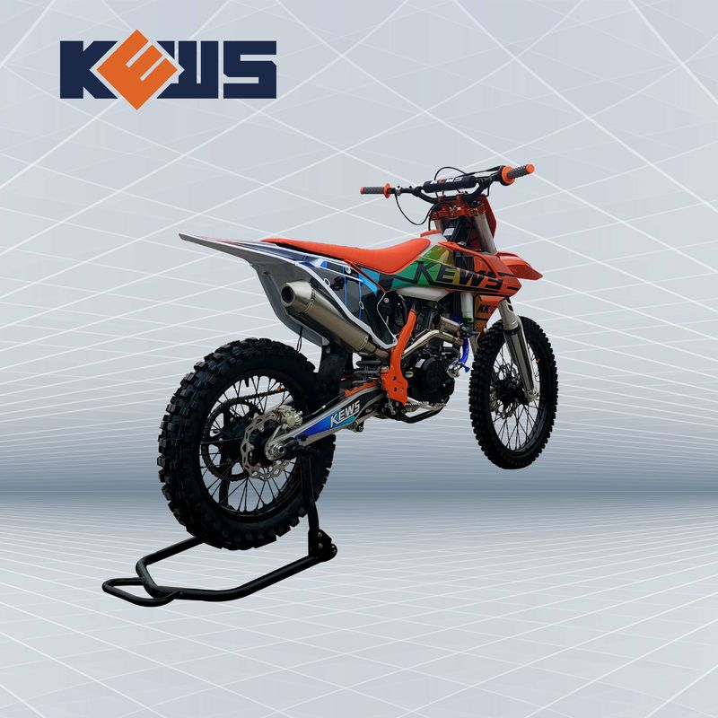 Kews nb300. Мотоцикл Kews k23 nb300 с прогрессией. Kews 300. Мотоцикл кевс 300.